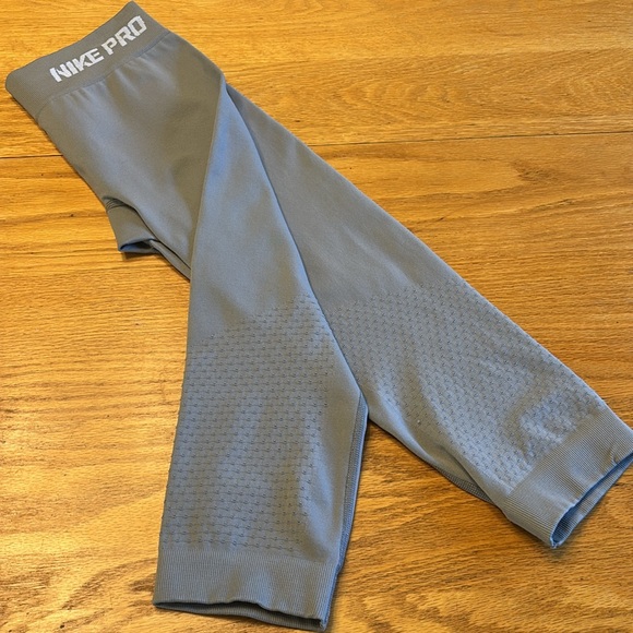 Nike Pro Girls tights - Picture 5 of 6